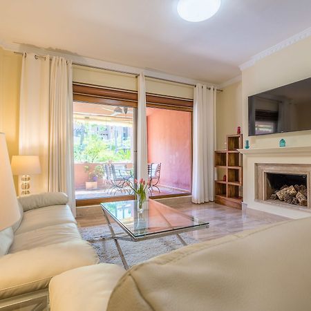 The Grand Oasis Estepona 马尔韦利亚 外观 照片
